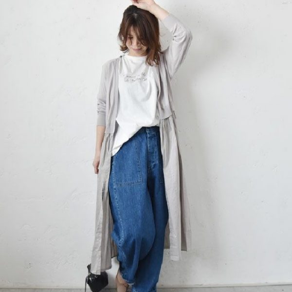 コットンワンピースで作る大人コーデ。カジュアルにも綺麗めにも幅広くスタイリング。