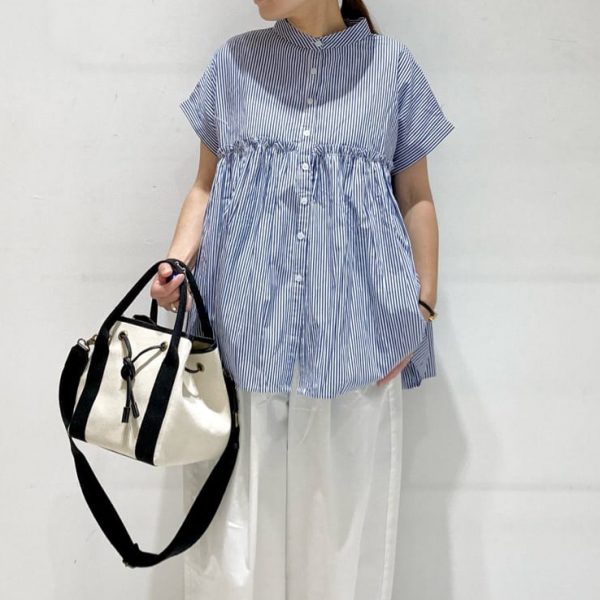 夏のオフィスカジュアルどこまでOK？オン・オフ兼用トップスで賢くおしゃれ