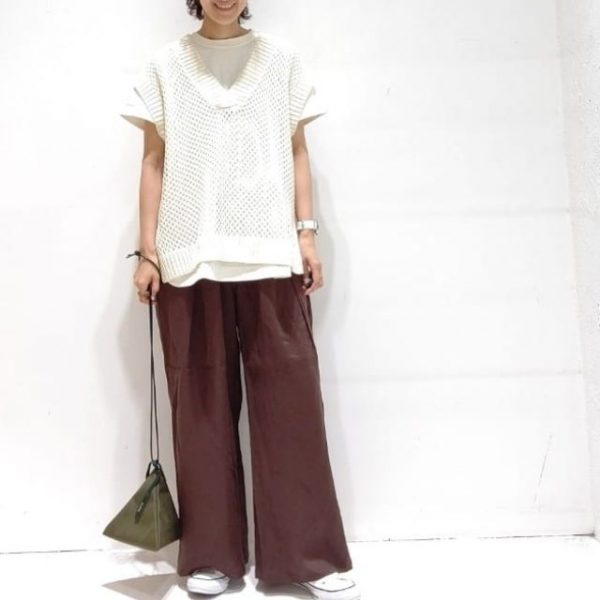 シンプルなアイテムで作る「大人のリラックスコーディネート」7選！