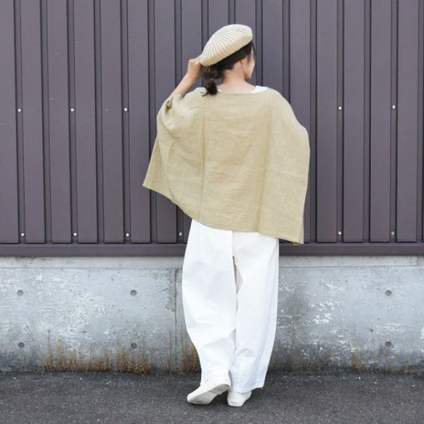 白で垢抜ける。いつものスタイリングをお洒落に見せるコツ。