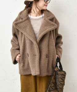 40代〜60代　カジュアル　ファッション　コーディネート