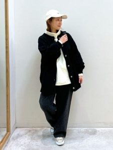 40代〜60代　カジュアル　ファッション　コーディネート