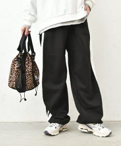 40代〜50代　カジュアル　ファッション　コーディネート