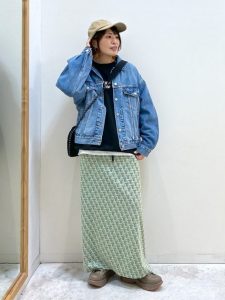 40代　50代　カジュアル　デニム