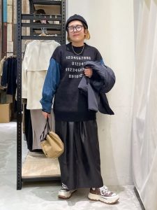40代〜60代　カジュアル　ファッション　コーディネート