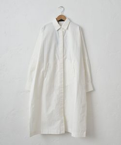 上品 カジュアル 着こなし 40代 50代