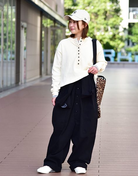 2025年春のHugHugおすすめ！40代向けのカジュアルコーディネート特集