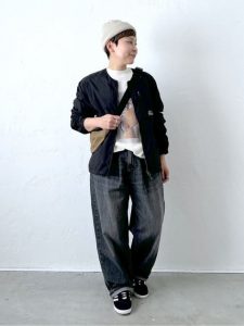 上品 カジュアル 着こなし 40代 50代