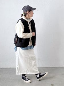 40代 50代 カジュアル 春の着こなし