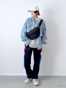 上品 カジュアル 着こなし 40代 50代