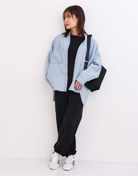 春のカジュアルコーデの作り方！大人っぽさ、スタイルアップにつなげるコツ