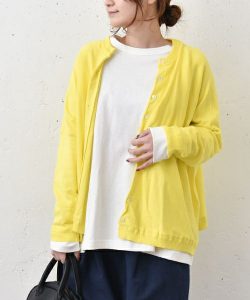 春 カジュアルコーディネート 大人女性