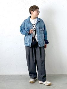 春 カジュアルコーディネート 大人女性