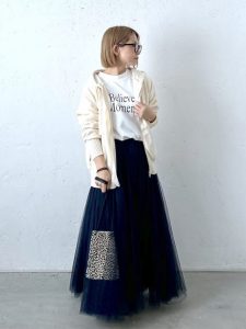 春 着回しコーデ 大人 洗練スタイル