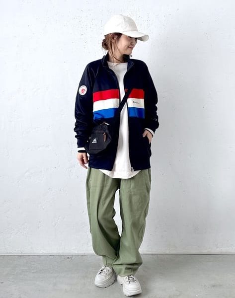 40代向け『スポーツミックス』で楽しむ！春の軽やかアクティブコーデ