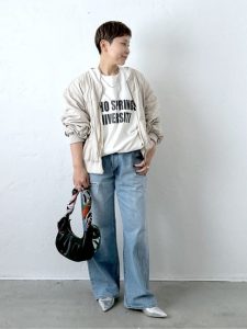 上品 カジュアル 着こなし 40代 50代