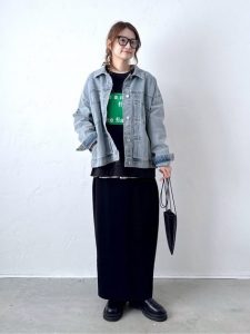 春 着回しコーデ 大人 洗練スタイル