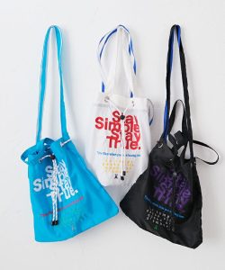 春のおでかけバッグ|軽量ショルダー ロゴデザイン 40代50代女性におすすめ