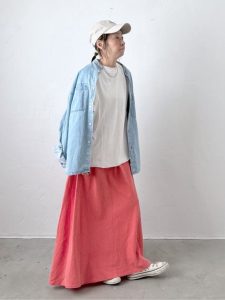 今買って夏まで着回す！40代・50代のための春夏スカートコーデ｜体型カバーも叶う大人カジュアル