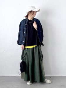 40代・50代　羽織×半袖T　コーデ　今買える　春夏　トレンド　Tシャツ