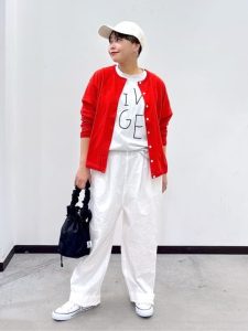 今から夏まで大活躍！40代・50代のための夏の大人カジュアルトップス｜ベーシックも個性派も！