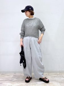 40代・50代　春夏　シャツ・チュニック　体型カバー　涼しげ　カジュアル　コーデ