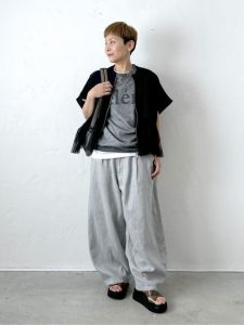 40代・50代　涼しいワイドパンツ　春夏