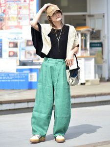 40代・50代　春夏　シャツ・チュニック　体型カバー　涼しげ　カジュアル　コーデ