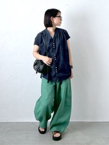 出典：ma28matsuya ONLINE40代・50代　春夏　シャツ・チュニック　体型カバー　涼しげ　カジュアル　コーデ