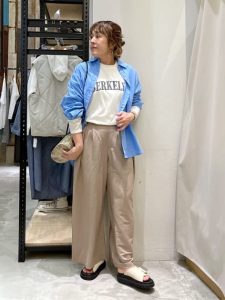 今から夏まで大活躍！40代・50代のための夏の大人カジュアルトップス｜ベーシックも個性派も！