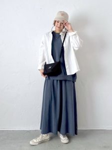 今買って夏まで着回す！40代・50代のための春夏スカートコーデ｜体型カバーも叶う大人カジュアル