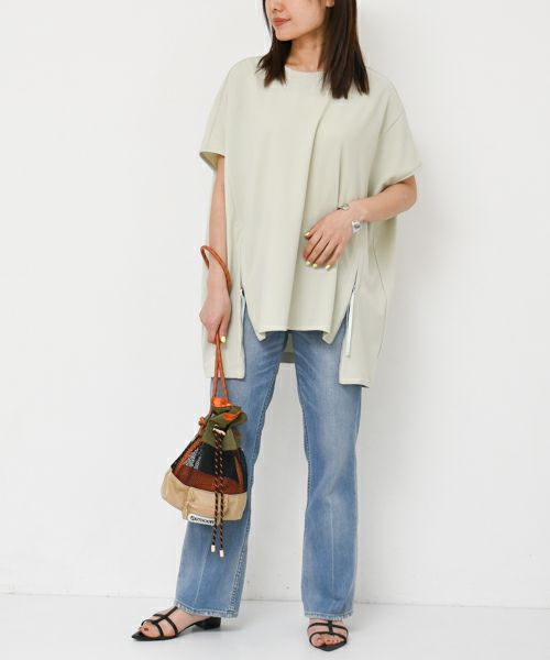 春夏のシンプルコーデをお洒落に見せるコツ！ポイントは、スッキリ＆上品さ