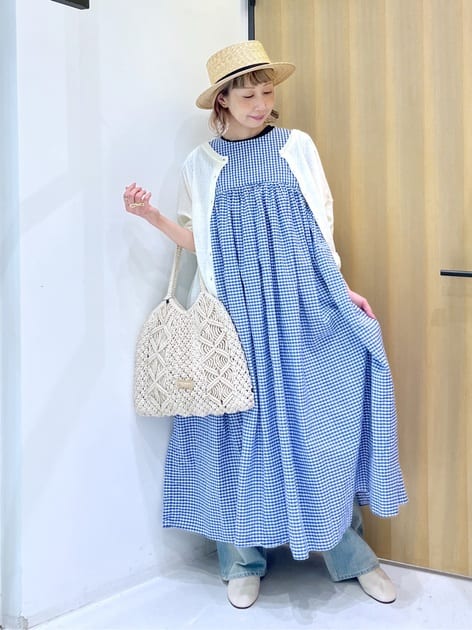 涼しく上品に着こなす!40代・50代のための春夏ワンピース12選|1枚でもレイヤードでも