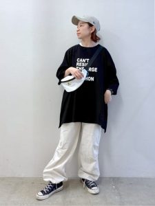 40代・50代のTシャツ着回し術｜“手抜き感ゼロ”で楽しむ大人のティシャツコーデ15選