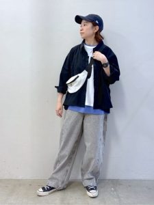 40代・50代に似合う“シャツ羽織”｜涼しい・着回し・体型カバーが叶う、大人の春夏スタイル