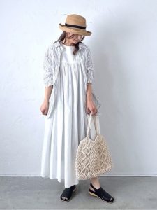 梅雨入り前に知っておきたい！涼しい素材で快適おしゃれな大人の夏コーデ15選