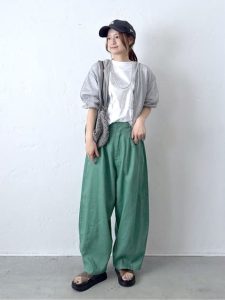 ワイドパンツは着回し力で選ぶ!40代・50代の大人に似合う3アイテム着回し夏コーデ