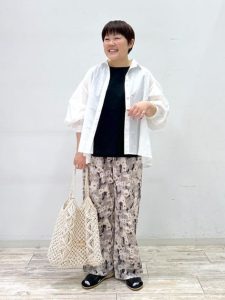 梅雨入り前に知っておきたい！涼しい素材で快適おしゃれな大人の夏コーデ15選