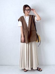 40代・50代の体型カバーにも◎カジュアル“ゆるトップス”特集｜春夏カジュアルにぴったり