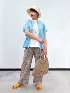 梅雨入り前に知っておきたい！涼しい素材で快適おしゃれな大人の夏コーデ15選