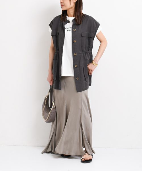 アースカラーで楽しむ大人女子の夏コーデ！上品で好感度アップな着こなし方