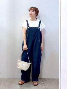 40代女性が選ぶべきカジュアルファッションのキーワード5選｜大人の抜け感と品のよさを両立