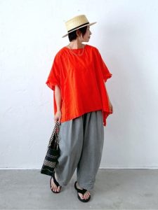 40代女性が選ぶべきカジュアルファッションのキーワード5選｜大人の抜け感と品のよさを両立