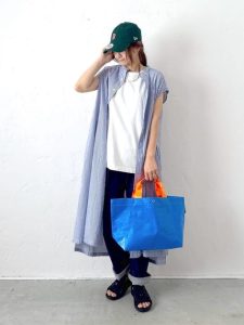 50代 夏の羽織り｜涼しげでこなれる「透け感シャツ・ジャケット・ベスト・シャツワンピ」