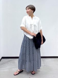 着痩せして見える!40代ぽっちゃり女性の体型カバー夏コーデ