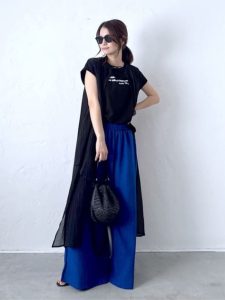 50代 夏の羽織り｜涼しげでこなれる「透け感シャツ・ジャケット・ベスト・シャツワンピ」