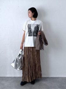 秋色を上品に楽しむ!40代・50代女性に似合う大人のトレンドコーデ15選