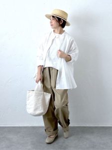 暑い日、何着る?40代スタッフが提案する“涼しいのに体型カバーできる”夏の細見えコーデ