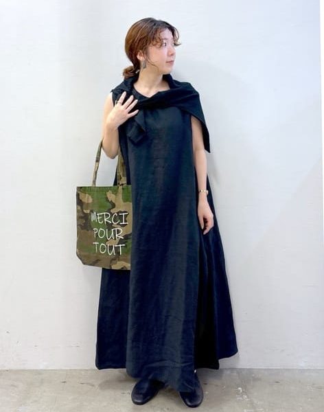 暑い日、何着る？40代スタッフが提案する“涼しいのに体型カバーできる”夏の細見えコーデ