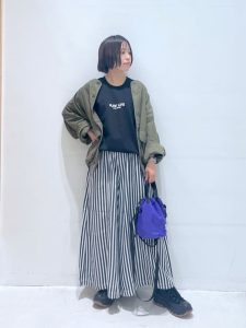 8月〜9月の季節の変わり目コーデ15選｜朝晩の温度差＆台風シーズンもおしゃれに乗り切る！